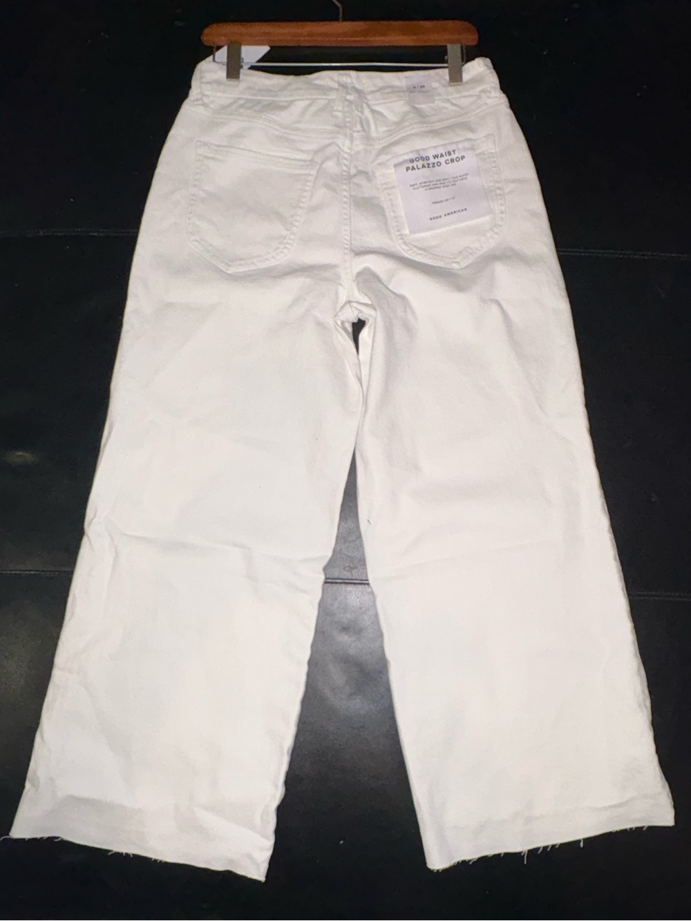 SALE 🎉 NWT Good American Good Waist Palazzo Raw Hem Crop Jeans in White - Picture 9 of 15